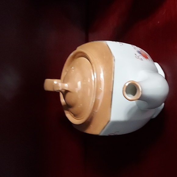 Lusterware Orange/White Teapot w/flowers on both sides.Made in Japan 6in.Hx9inW - Picture 2 of 12